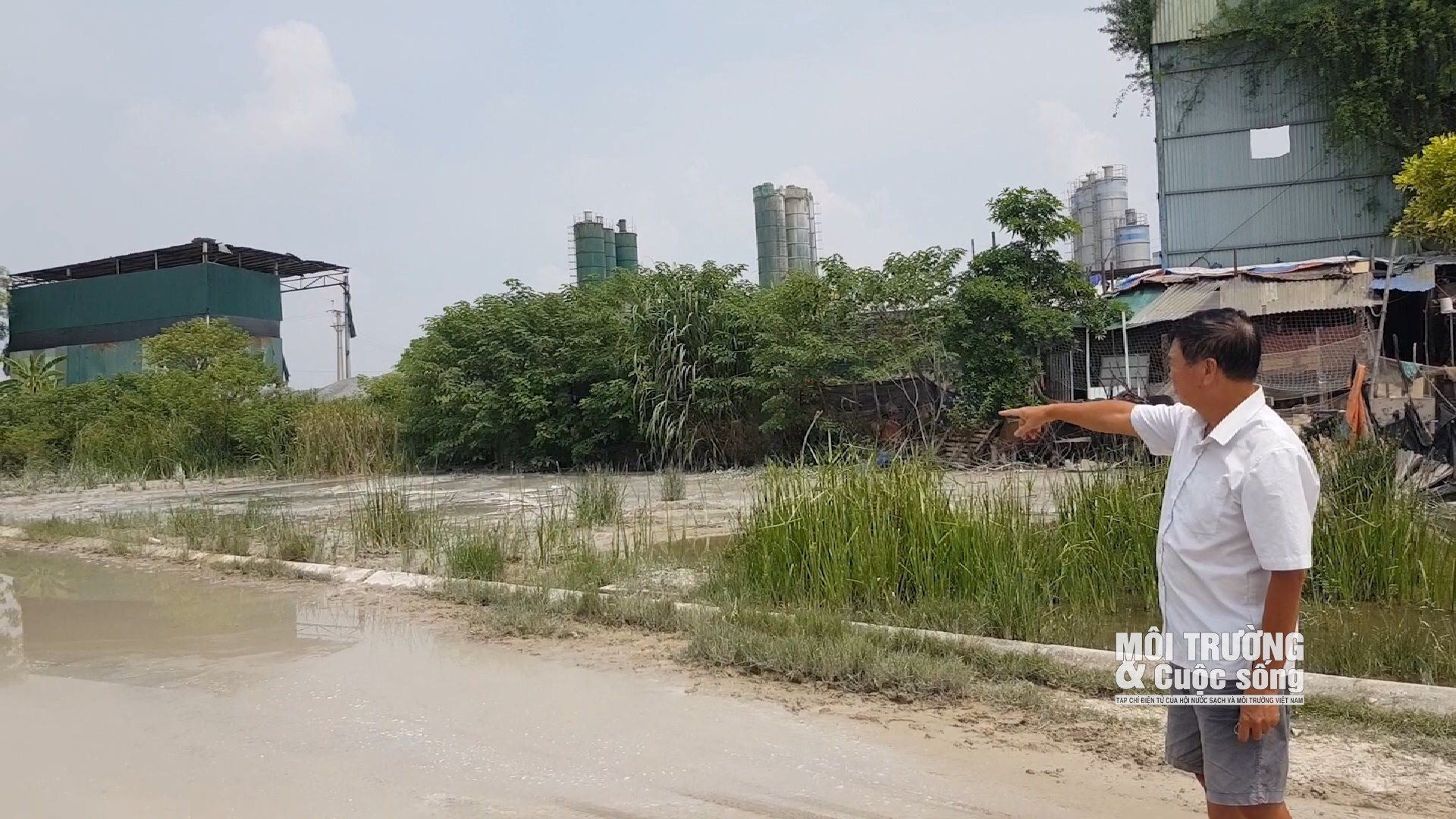 Hoài Đức (Hà Nội): Loạt trạm trộn bê tông hoạt động không phép trên đất nông nghiệp và những hệ lụy về môi trường