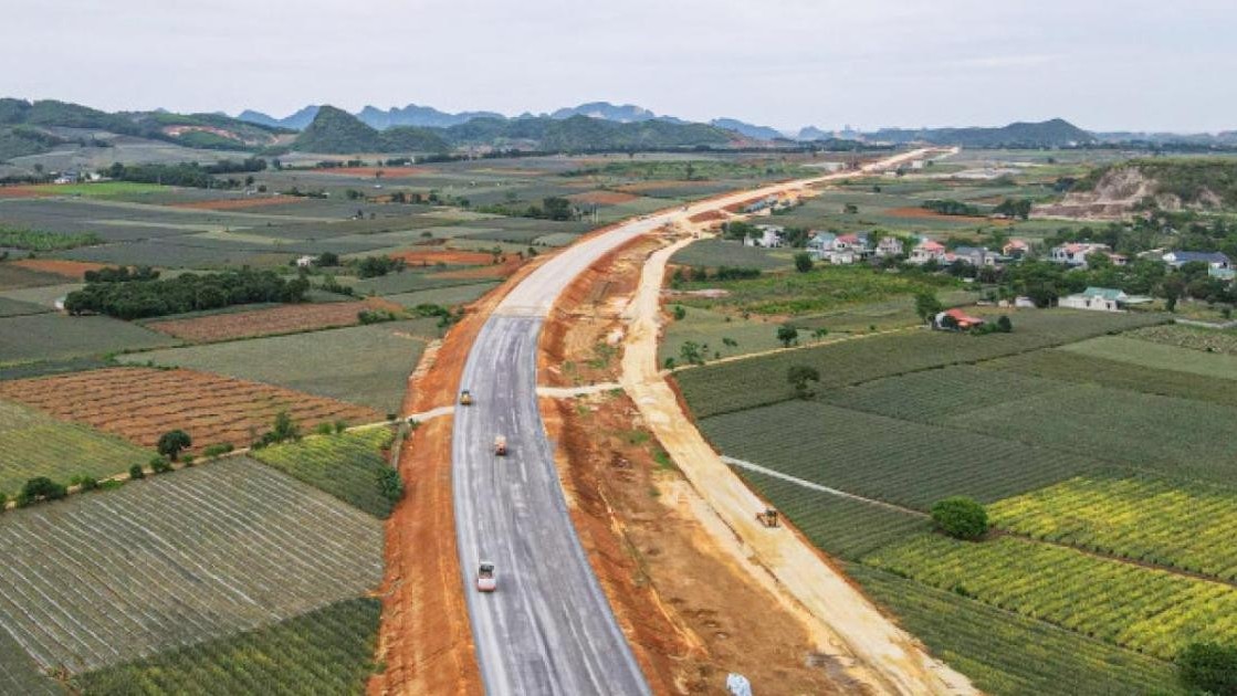 Chậm tiến độ thi công, Tổng công ty Trường Sơn và Cienco 4 bị cảnh cáo