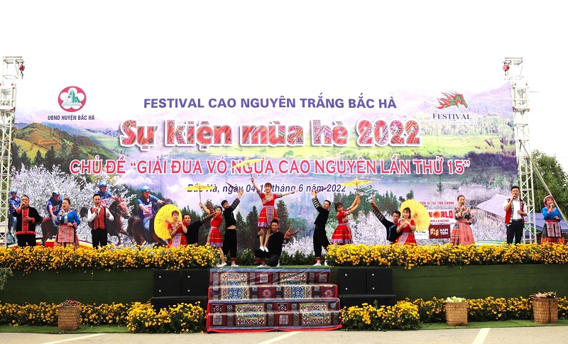 Khai thác tiềm năng đưa du lịch trở thành ngành kinh tế mũi nhọn