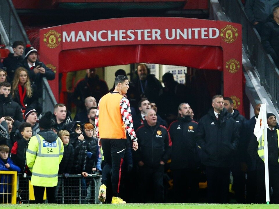 MU mạnh tay 'trảm' Ronaldo vì không nghe lệnh Ten Hag MU mạnh tay 'trảm' Ronaldo vì không nghe lệnh Ten Hag