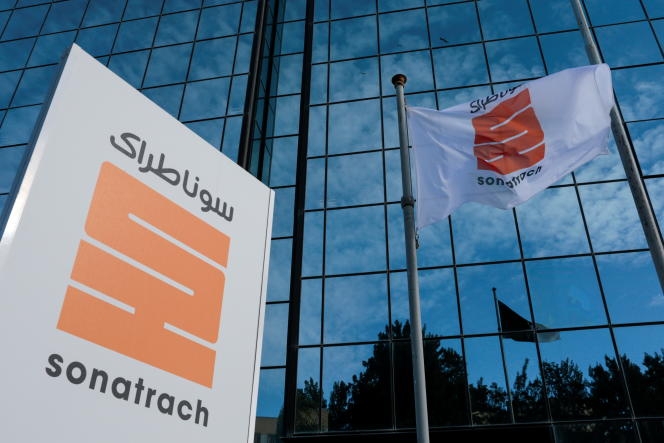 Sonatrach khởi động hai dự án thử nghiệm sản xuất hydro xanh Sonatrach khởi động hai dự án thử nghiệm sản xuất hydro xanh