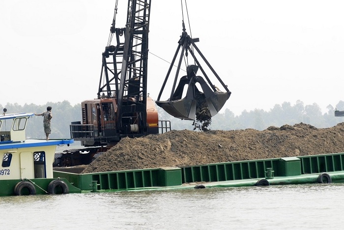 Đồng bằng sông Cửu Long đối diện với nguy cơ cạn kiệt nguồn cát Đồng bằng sông Cửu Long đối diện với nguy cơ cạn kiệt nguồn cát