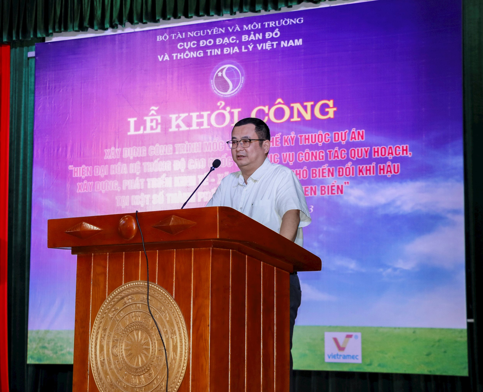 Khởi công xây dựng công trình mốc độ cao thế kỷ