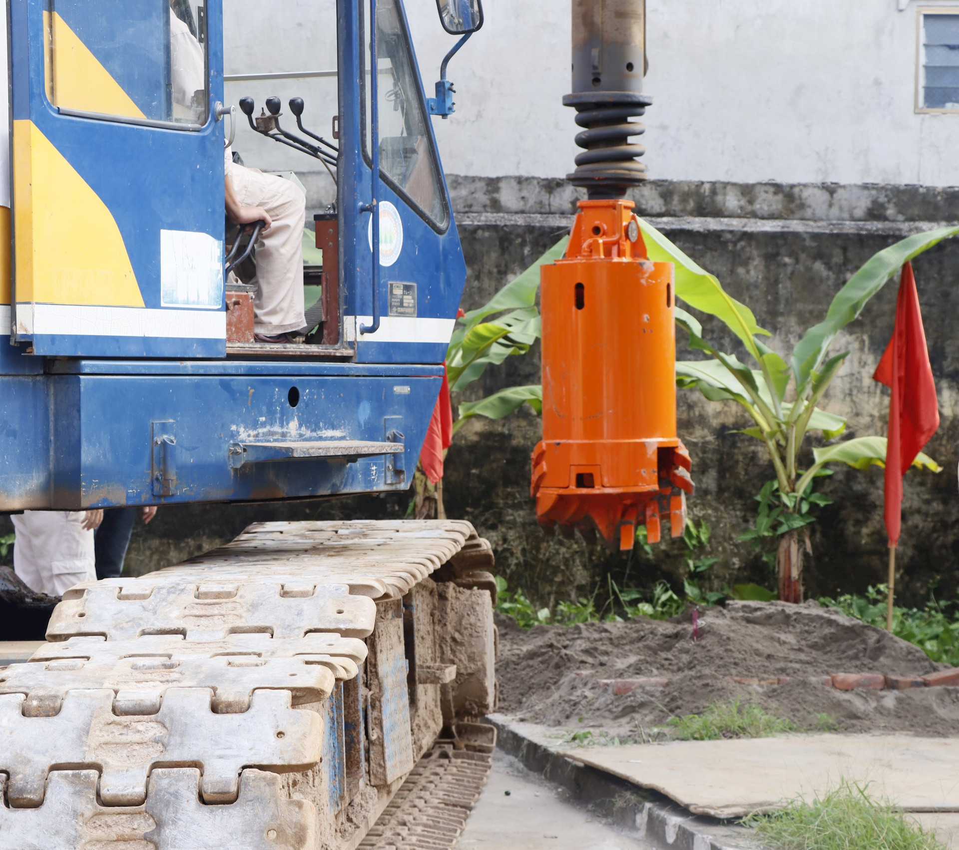 Khởi công xây dựng công trình mốc độ cao thế kỷ