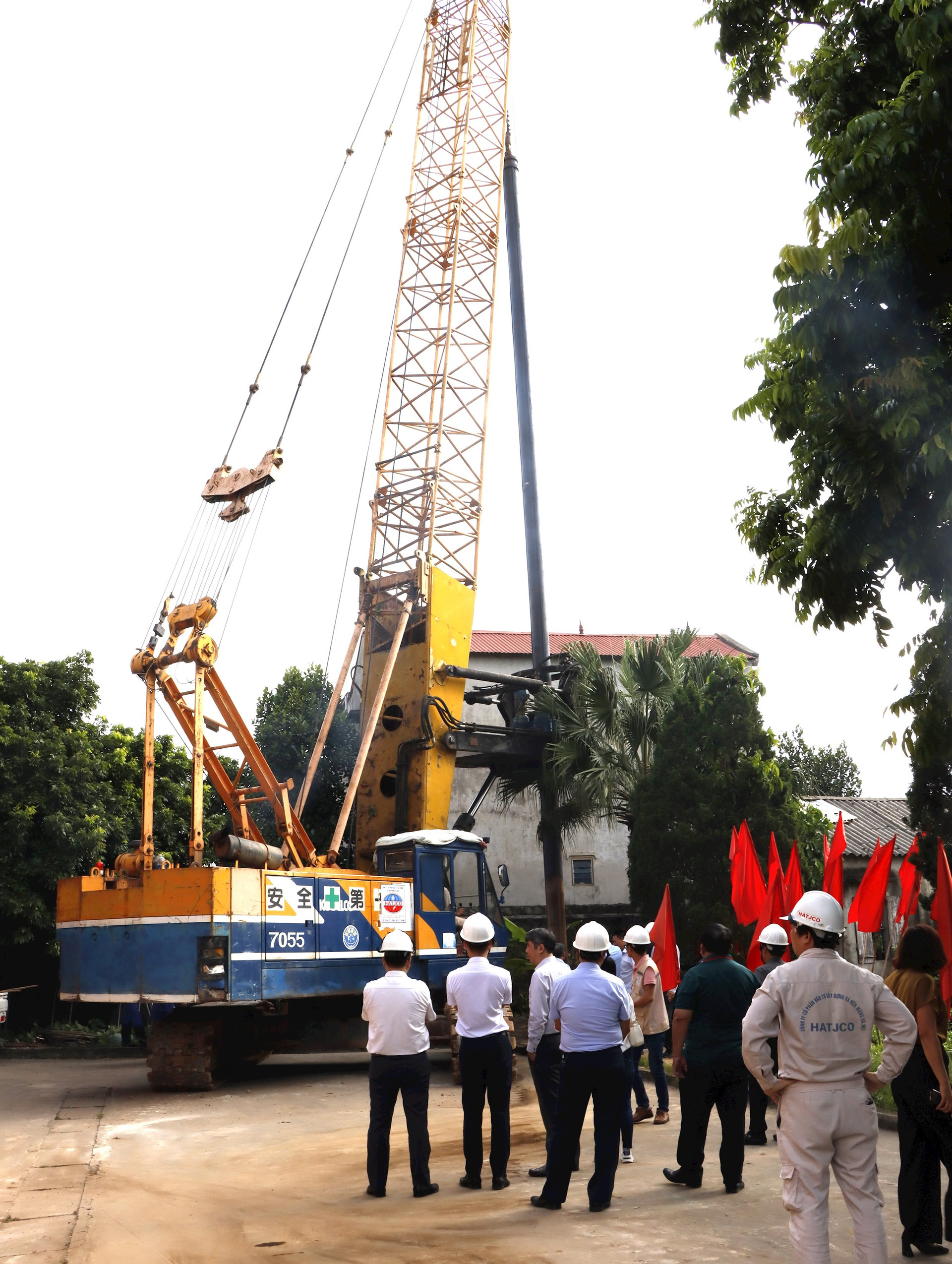 Khởi công xây dựng công trình mốc độ cao thế kỷ