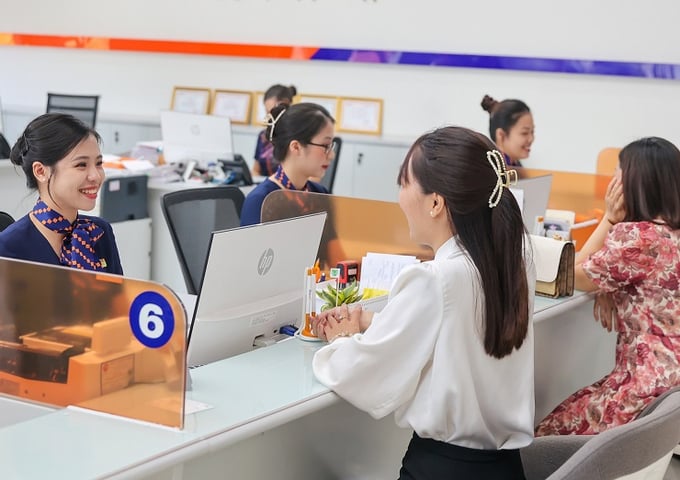 Đề xuất giảm thuế GTGT 2% cho lĩnh vực ngân hàng Đề xuất giảm thuế GTGT 2% cho lĩnh vực ngân hàng