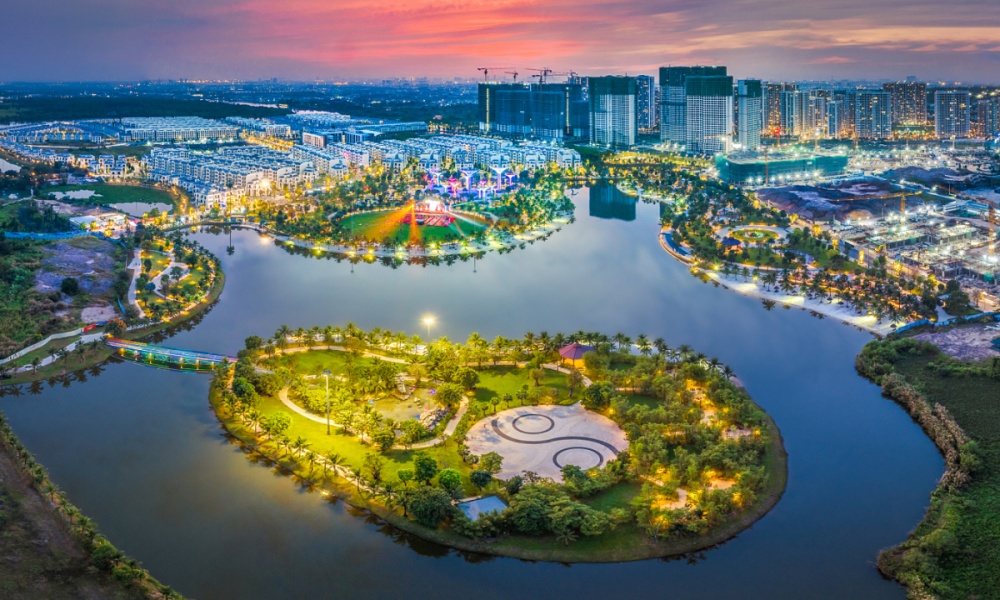 Tin bất động sản ngày 26/10: Công ty con của Vinhomes làm dự án hơn 28.000 tỷ đồng ở Long An Tin bất động sản ngày 26/10: Công ty con của Vinhomes làm dự án hơn 28.000 tỷ đồng ở Long An