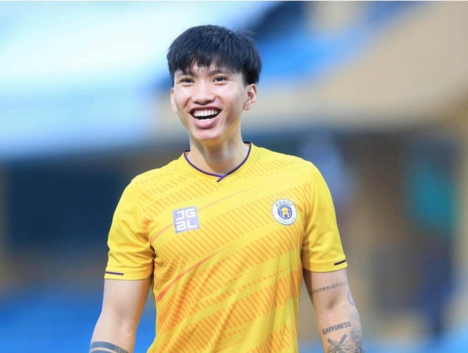 Quang Hải, Tiến Linh: Ai có ưu thế giành “Quả Bóng Vàng Việt Nam 2023”?