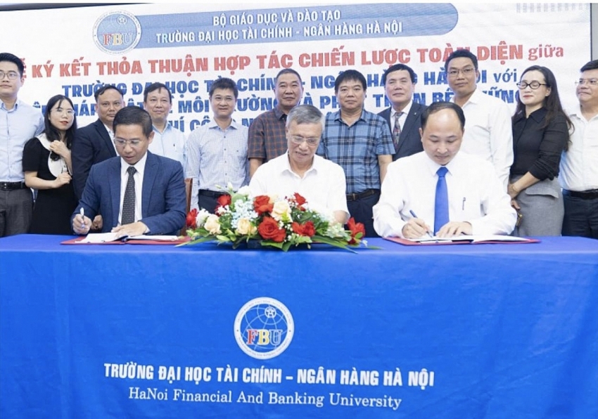 Hợp tác “tam giác vàng”: Báo chí - Nghiên cứu - Giáo dục cùng kiến tạo tương lai bền vững