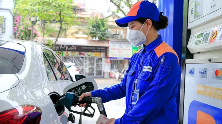 Giá xăng dầu hôm nay 19/10: Giá dầu phục hồi nhẹ