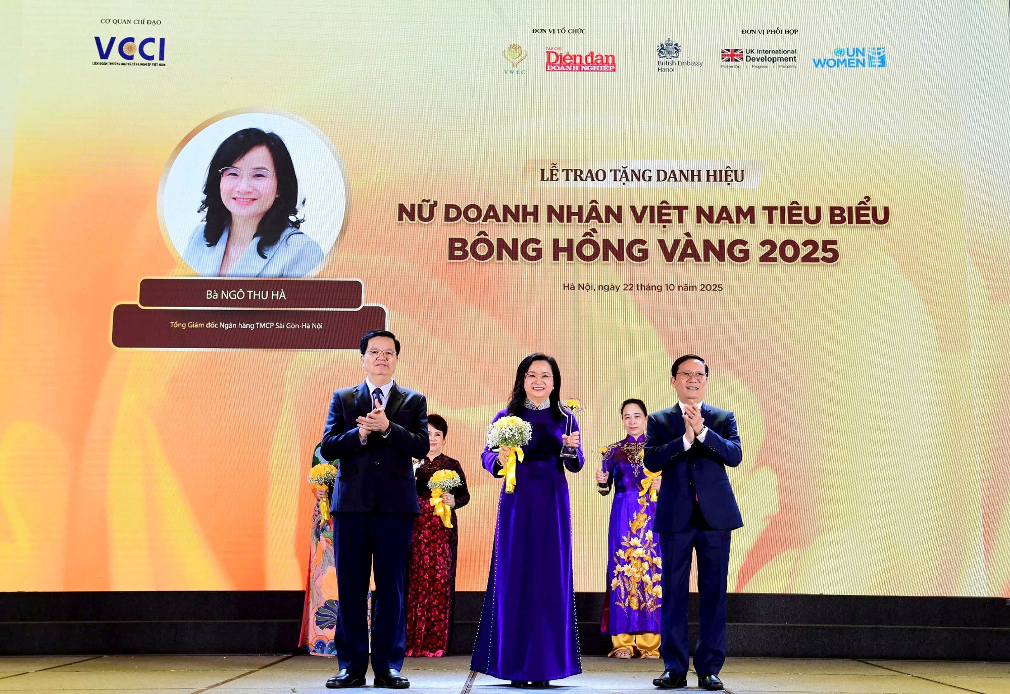 Vinh danh các nữ doanh nhân Việt Nam tiêu biểu Bông Hồng Vàng năm 2025