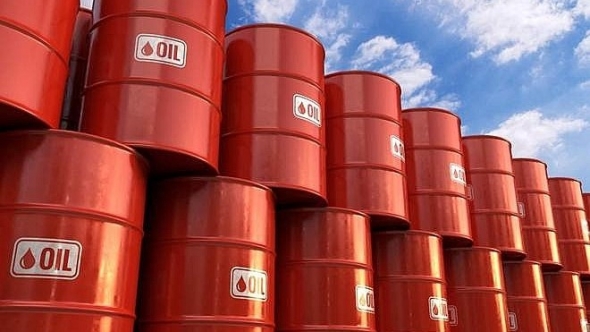 Giá xăng dầu hôm nay 24/10: Tăng vọt hơn 5% sau lệnh trừng phạt mới của Mỹ với Nga