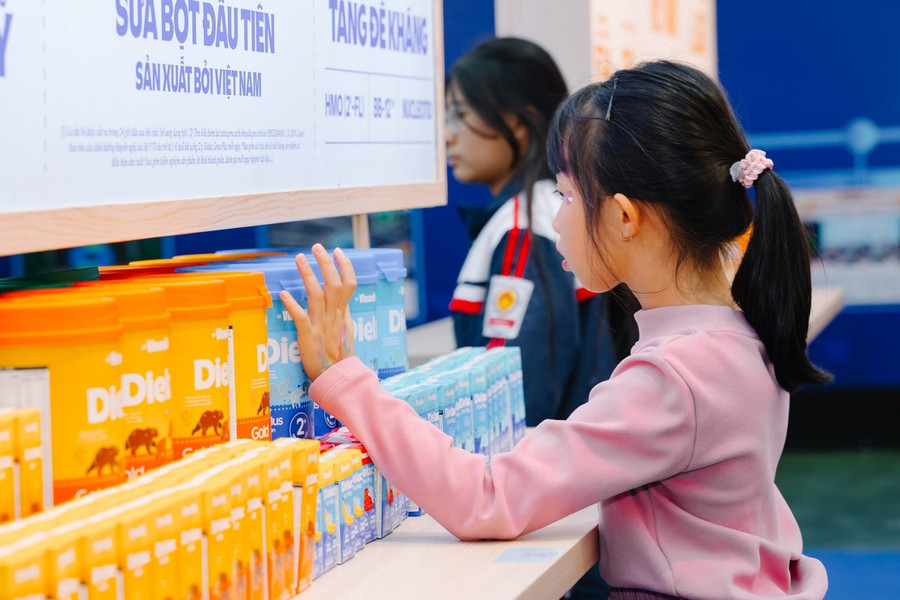 Vinamilk lan tỏa giá trị thương hiệu Việt tại Hội chợ Mùa Thu 2025 Vinamilk lan tỏa giá trị thương hiệu Việt tại Hội chợ Mùa Thu 2025