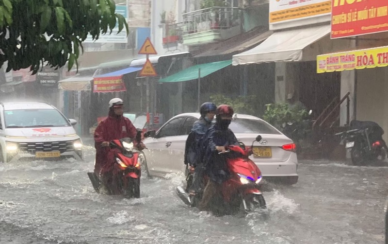 Phát triển đồng bộ hạ tầng thủy lợi, tiêu thoát nước, chống ngập úng đô thị Phát triển đồng bộ hạ tầng thủy lợi, tiêu thoát nước, chống ngập úng đô thị