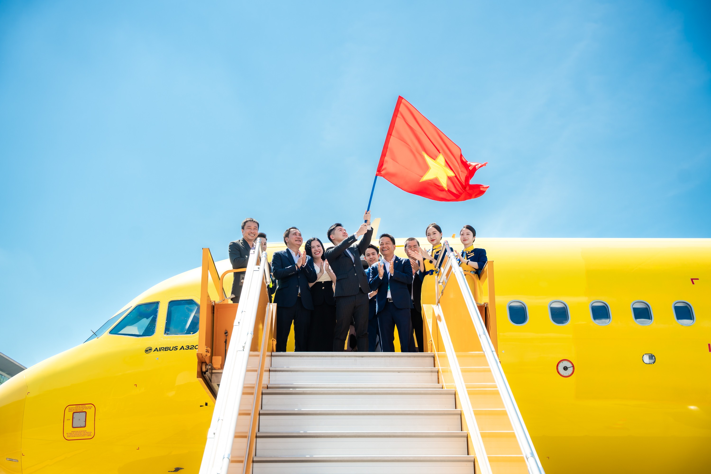 Phó Chủ tịch T&T Group Đỗ Vinh Quang được vinh danh Doanh nhân Việt Nam tiêu biểu - Cúp Thánh Gióng 2026 Phó Chủ tịch T&T Group Đỗ Vinh Quang được vinh danh Doanh nhân Việt Nam tiêu biểu - Cúp Thánh Gióng 2026