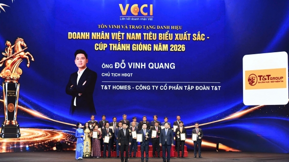 Phó Chủ tịch T&amp;T Group Đỗ Vinh Quang được vinh danh Doanh nhân Việt Nam tiêu biểu - Cúp Thánh Gióng 2026