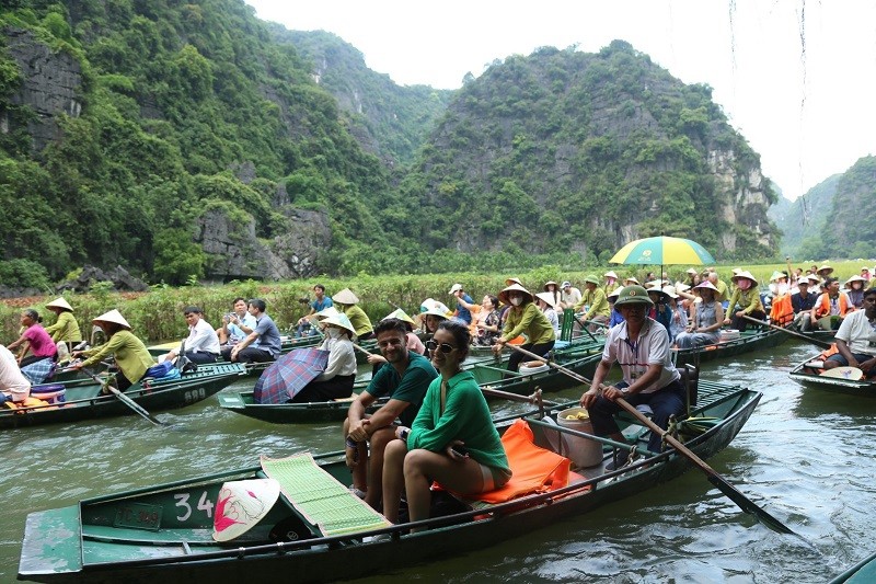 Đưa du lịch thành ngành kinh tế mũi nhọn, động lực tăng trưởng bền vững