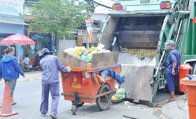 Khẩn trương rà soát, bố trí các điểm tập kết rác thải tạm thời