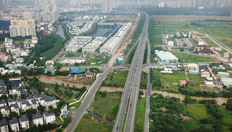 Điểm tin xây dựng - bất động sản ngày 24/10: Hà Nội ưu tiên “làn xanh” tháo gỡ vướng mắc cho 258 dự án