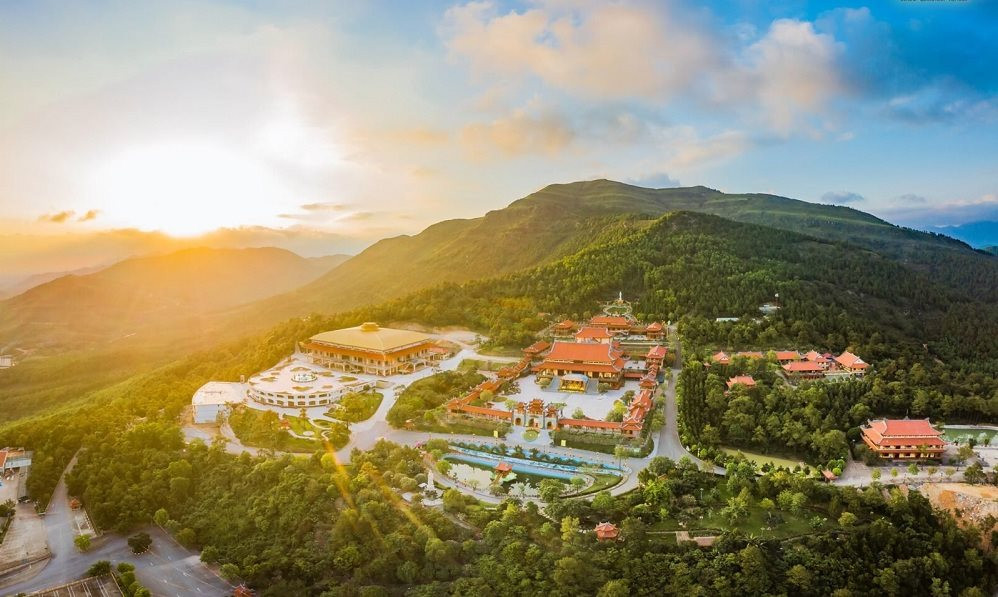 Chơi ở đâu khi đến Quảng Ninh? Chơi ở đâu khi đến Quảng Ninh?