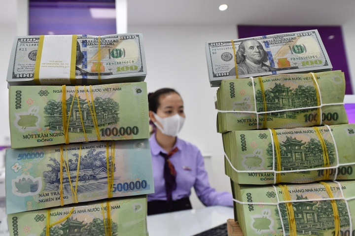 Chiêu hút tiền gửi của ngân hàng