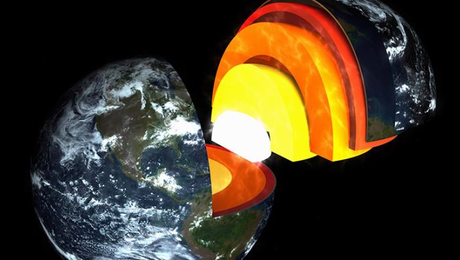 Nước từ bề mặt - khởi nguồn làm thay đổi lớn ở lõi Trái Đất Nước từ bề mặt - khởi nguồn làm thay đổi lớn ở lõi Trái Đất