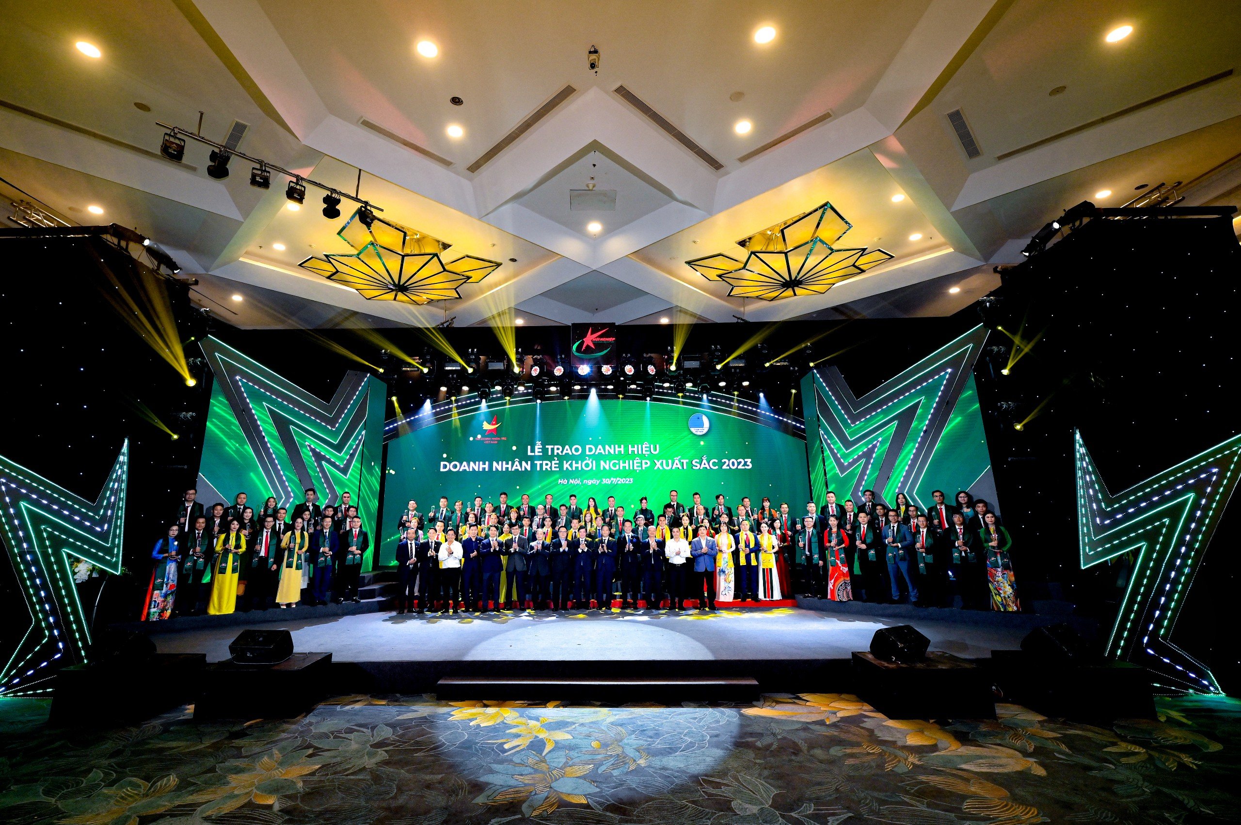 Doanh nhân trẻ sẽ góp phần đưa Việt Nam về đích trên hành trình thịnh vượng Doanh nhân trẻ sẽ góp phần đưa Việt Nam về đích trên hành trình thịnh vượng