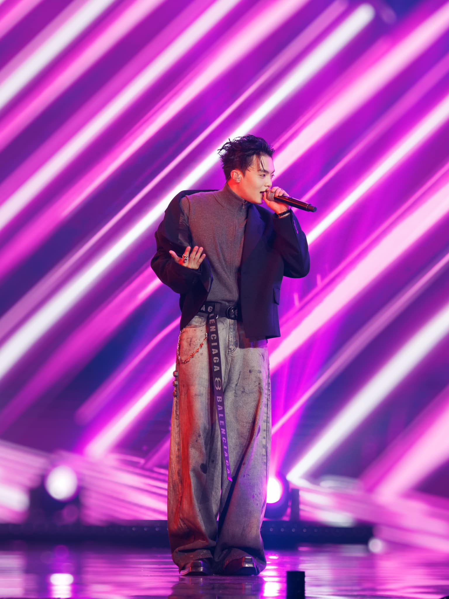 Negav có được tái xuất tại concert Anh Trai Say Hi 3 ở Hà Nội? Negav có được tái xuất tại concert Anh Trai Say Hi 3 ở Hà Nội?