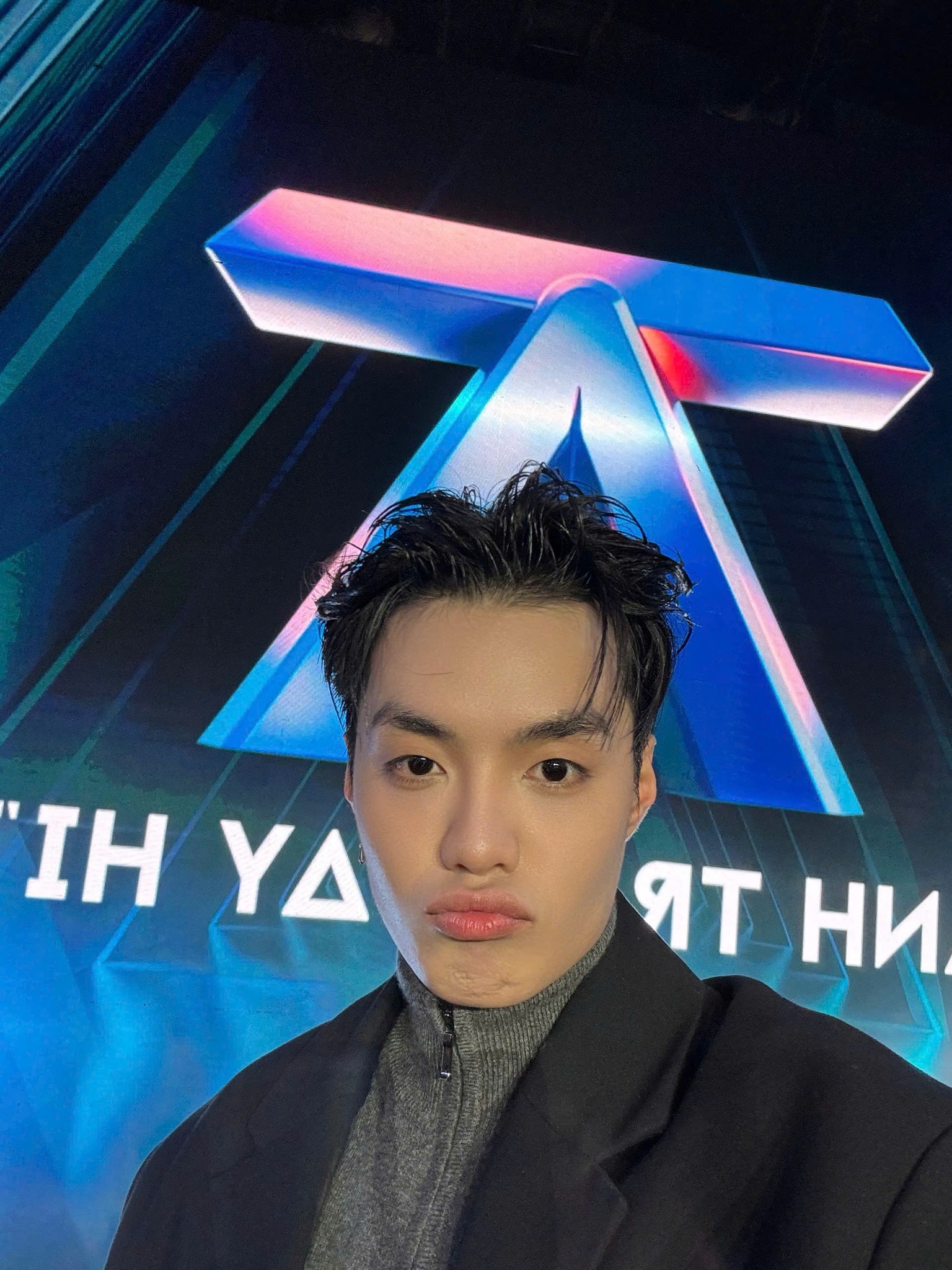 Negav có được tái xuất tại concert Anh Trai Say Hi 3 ở Hà Nội? Negav có được tái xuất tại concert Anh Trai Say Hi 3 ở Hà Nội?