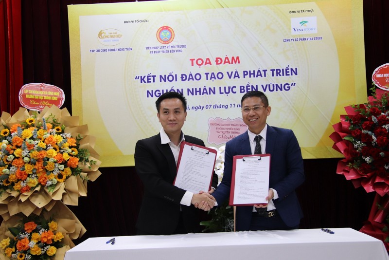 Tạp chí Công nghiệp Nông Thôn: Tọa đàm “Kết nối đào tạo và phát triển nguồn nhân lực bền vững” Tạp chí Công nghiệp Nông Thôn: Tọa đàm “Kết nối đào tạo và phát triển nguồn nhân lực bền vững”