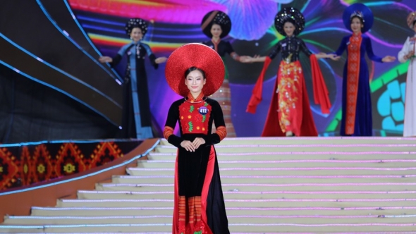 Trần Minh Phương đăng quang Hoa hậu Du lịch dân tộc Việt Nam 2025