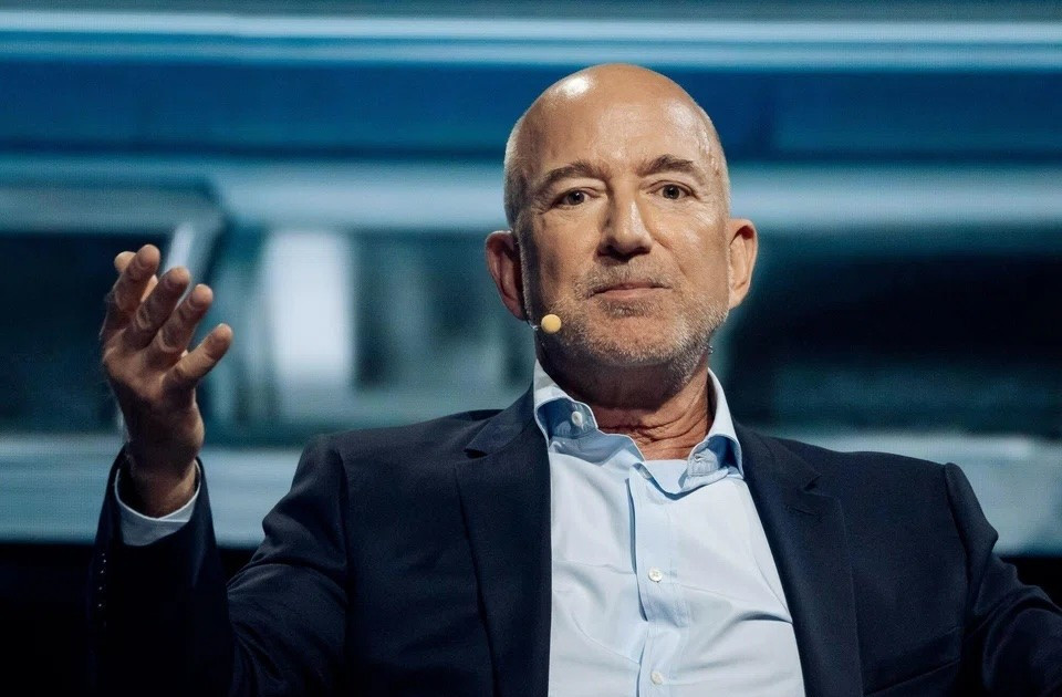 Tỷ phú Jeff Bezos trở lại đường đua công nghệ với dự án AI tầm cỡ