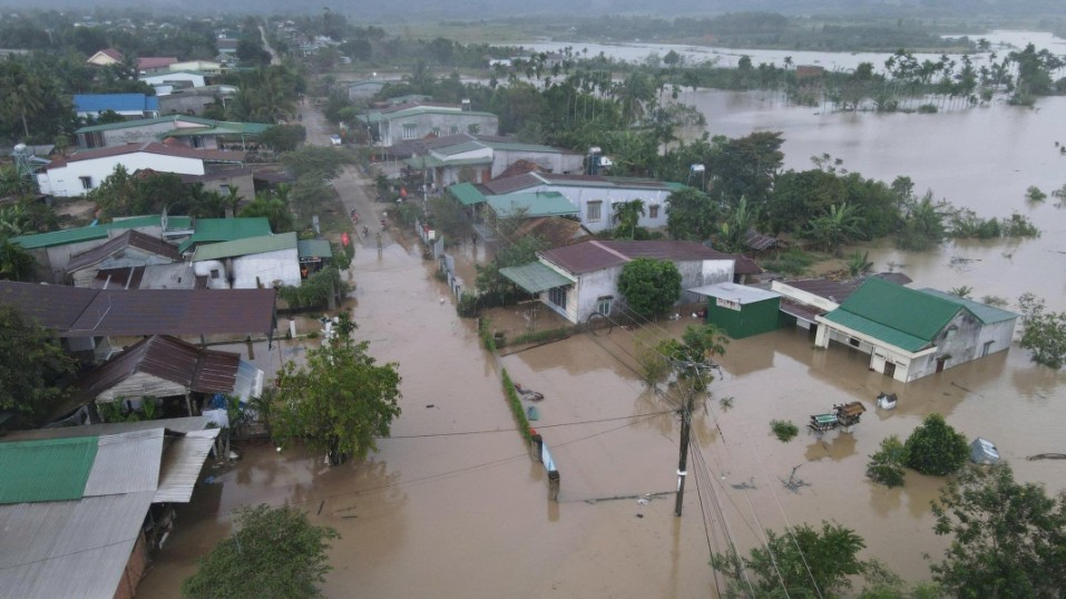 Đắk Lắk: Gấp rút ứng phó mưa lũ, đảm bảo an toàn cho người dân