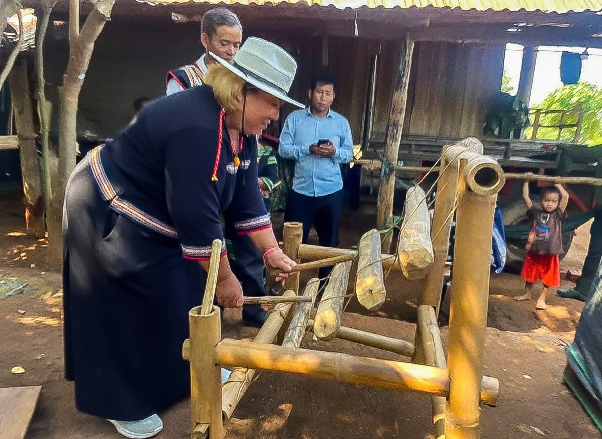 Khai mở sinh kế bền vững từ văn hóa Tây Nguyên