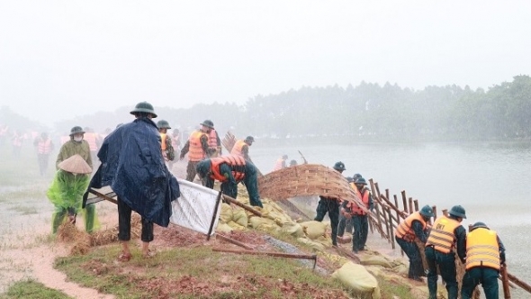 Thúc đẩy nghiên cứu, ứng dụng khoa học công nghệ trong cảnh báo thiên tai