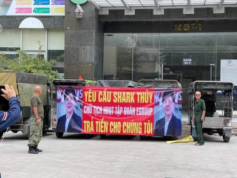 “Shark Thuỷ” – Từ vai trò của một nhà đầu tư quyền lực ở chương trình “Thương vụ bạc tỷ” đến cảnh phải xin khất nợ