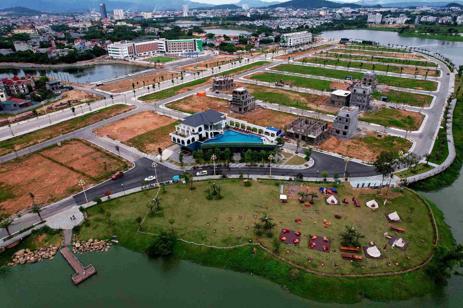 Tin bất động sản ngày 10/12: River Bay Vĩnh Yên chưa được phép bán