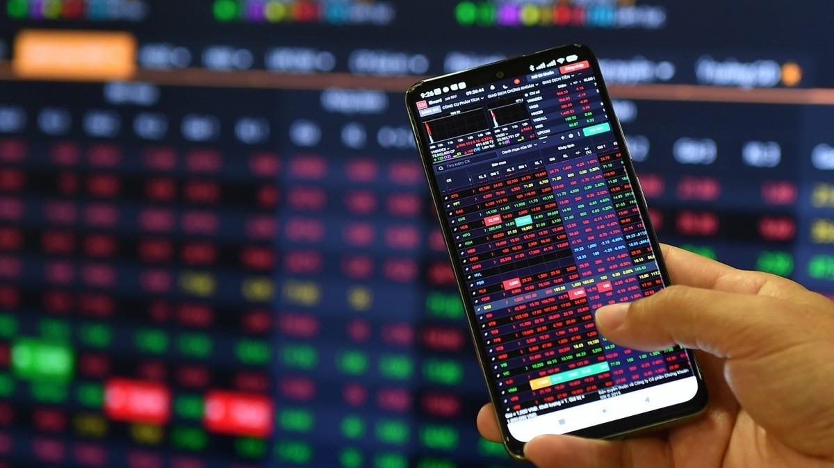 Nhận định thị trường chứng khoán ngày 2/12: Khuyến nghị tiếp tục giữ vị thế hiện tại