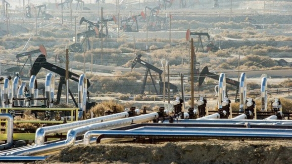 Giá xăng dầu hôm nay 5/12: Giá dầu thế giới nhích nhẹ