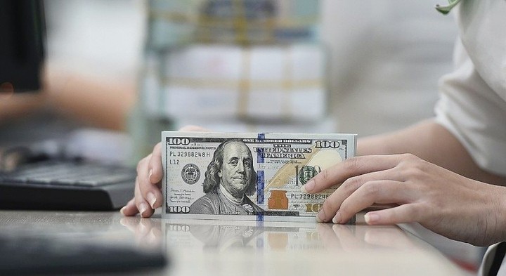 Tỷ giá USD hôm nay (5/12): Giá USD chợ đen giảm mạnh