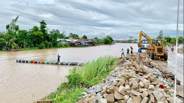 An Giang triển khai đồng bộ các giải pháp ứng phó tình hình sạt lở