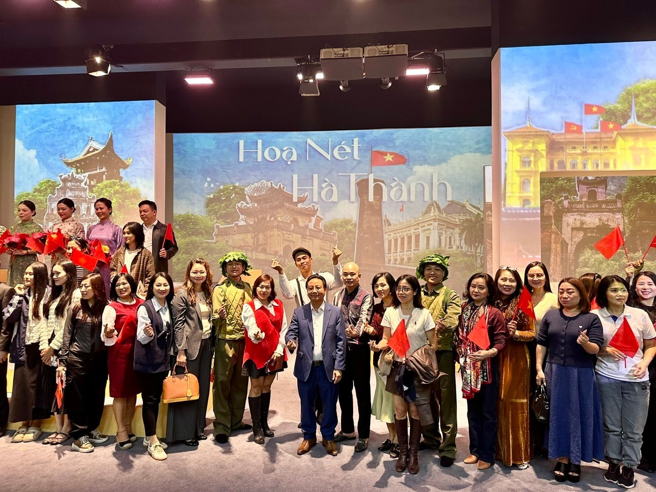 Ký ức Cột Cờ: Tour du lịch trải nghiệm di sản mới tại Hoàng thành Thăng Long