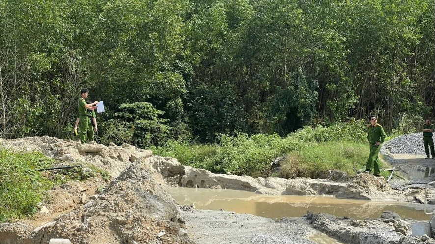 Quảng Ngãi: Kiểm soát chặt nguồn thải, giải pháp trọng tâm trong bảo vệ môi trường