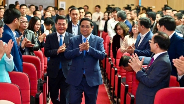 Vững vàng bước vào kỷ nguyên mới - dấu ấn "ba trụ cột" ngành Công Thương