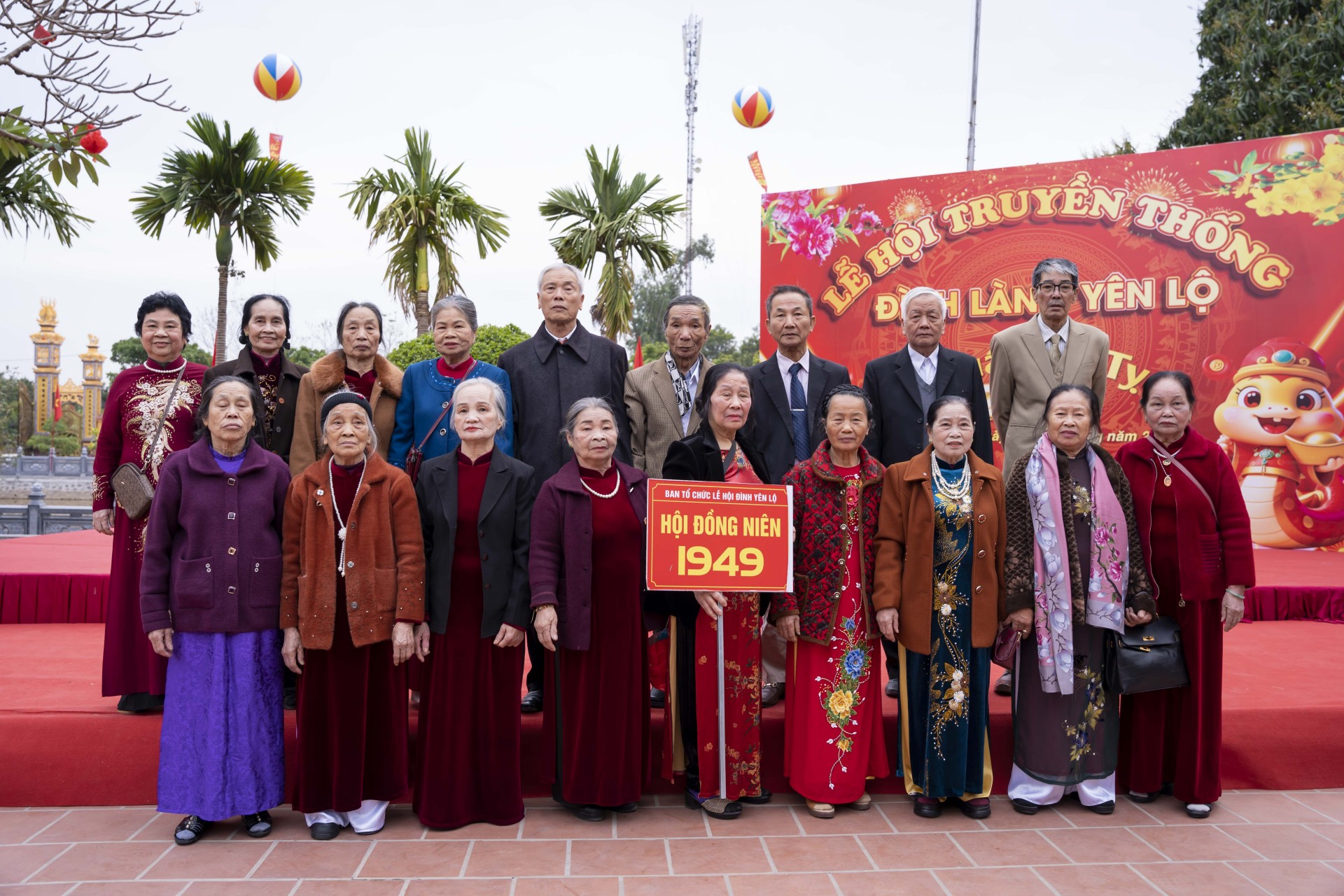 lễ hội cổ truyền làng Yên Lộ xuân Ất Tỵ: Hội tụ tinh hoa truyền thống tiếp nối hào khi dân tộc. lễ hội cổ truyền làng Yên Lộ xuân Ất Tỵ: Hội tụ tinh hoa truyền thống tiếp nối hào khi dân tộc.