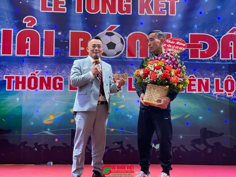 lễ hội cổ truyền làng Yên Lộ xuân Ất Tỵ: Hội tụ tinh hoa truyền thống tiếp nối hào khi dân tộc. Hà Nội: Hội tụ tinh hoa truyền thống tại Lễ hội làng Yên Lộ