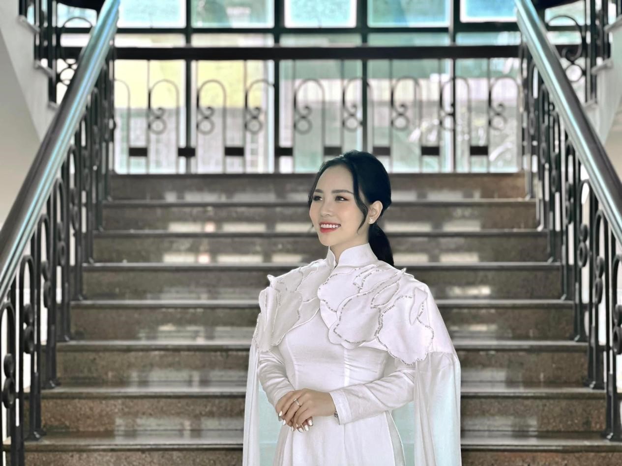 Hành trình sáng tạo của Ca sĩ Tuyết Ánh: Bông hoa nở trên đá Hành trình sáng tạo của Ca sĩ Tuyết Ánh: Bông hoa nở trên đá