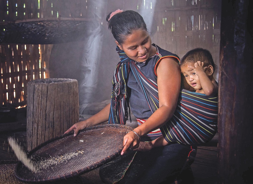 Gia Lai: Hát ru: Nét văn hóa độc đáo của người Bahnar Hát ru: Nét văn hóa độc đáo của người Bahnar ảnh 2