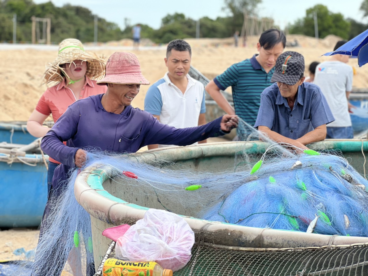 Bà Rịa - Vũng Tàu: Đầu năm xuống đồng, mở biển Bà Rịa - Vũng Tàu: Đầu năm xuống đồng, mở biển