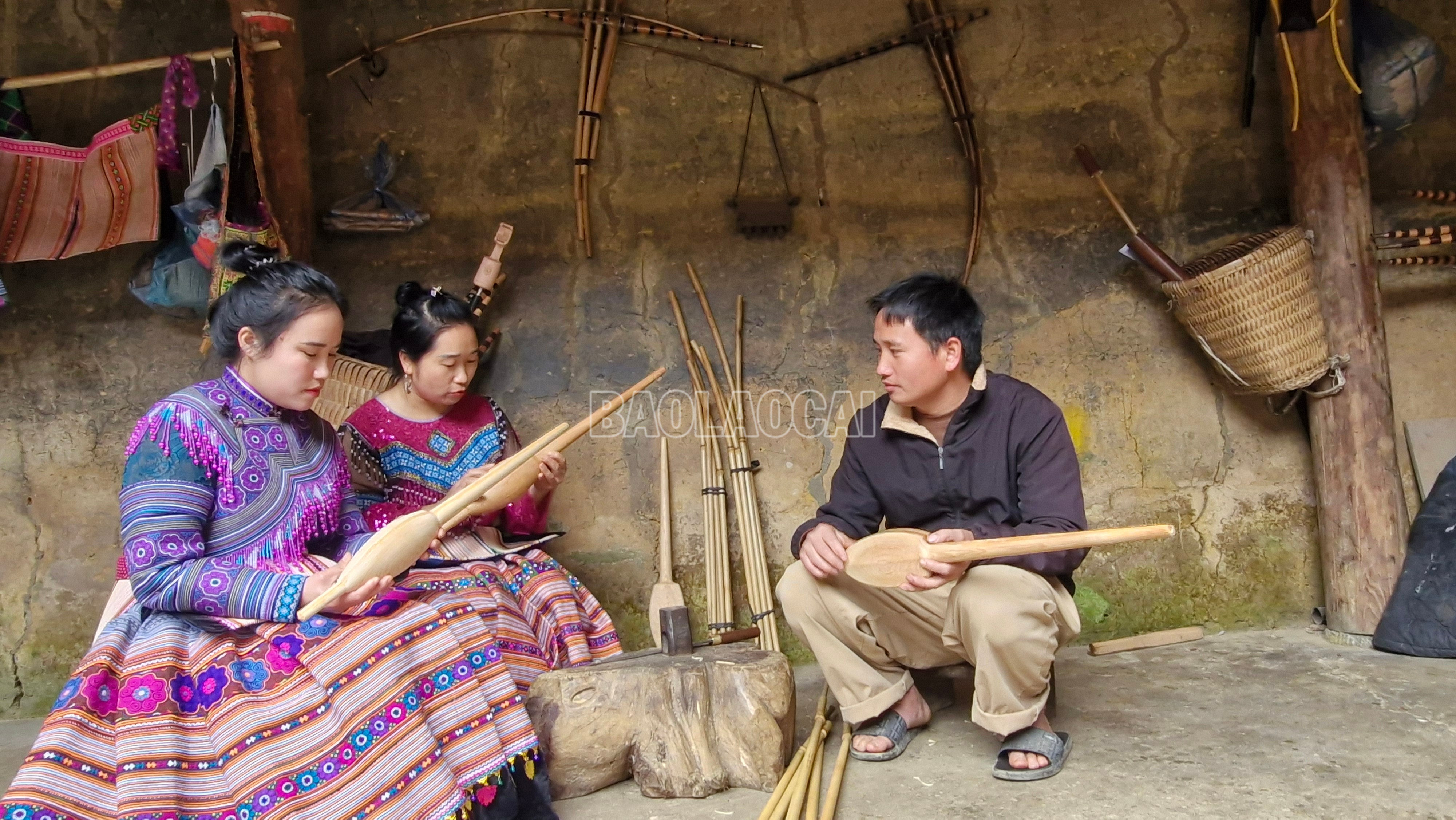 Lào Cai: Đồng bào dân tộc thiểu số xã Sín Chéng giữ nghề truyền thống